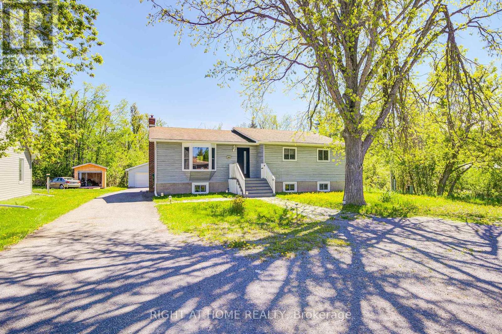 43 West Street, Kawartha Lakes, Ontario  K0M 1A0 - Photo 1 - X13159788
