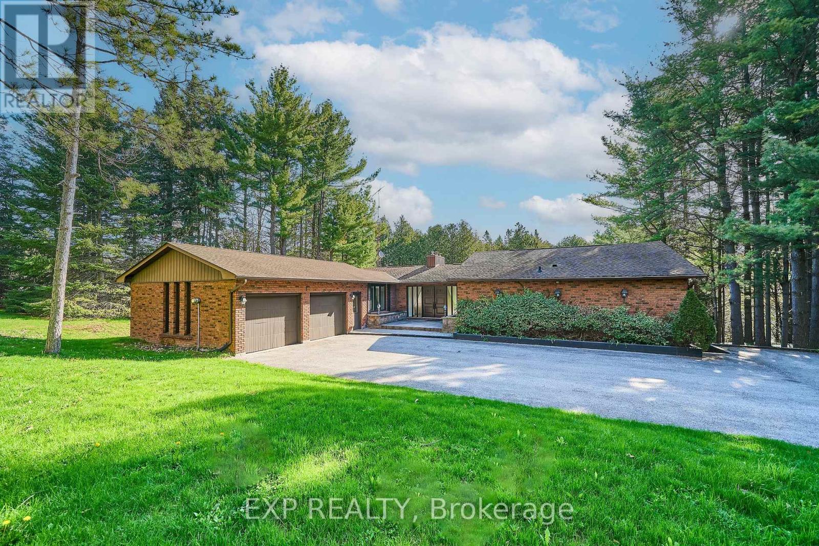 7985 Cedarbrook Trail, Whitby, Ontario  L1M 1L9 - Photo 9 - E13153656