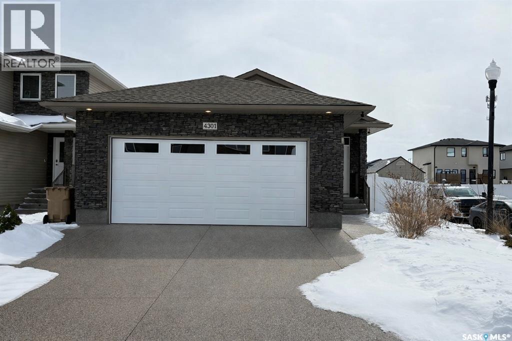4301 Green Poplar LANE, Regina, Saskatchewan