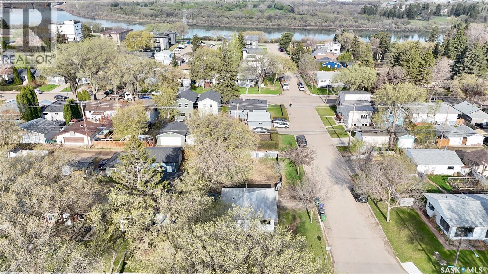 2102 Herman Avenue, Saskatoon, Saskatchewan  S7M 0N2 - Photo 10 - SK036556
