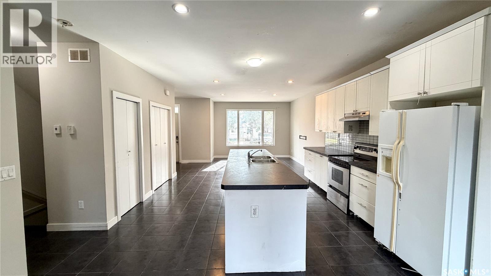 419 S Avenue S, Saskatoon, Saskatchewan  S7M 3A3 - Photo 12 - SK036551