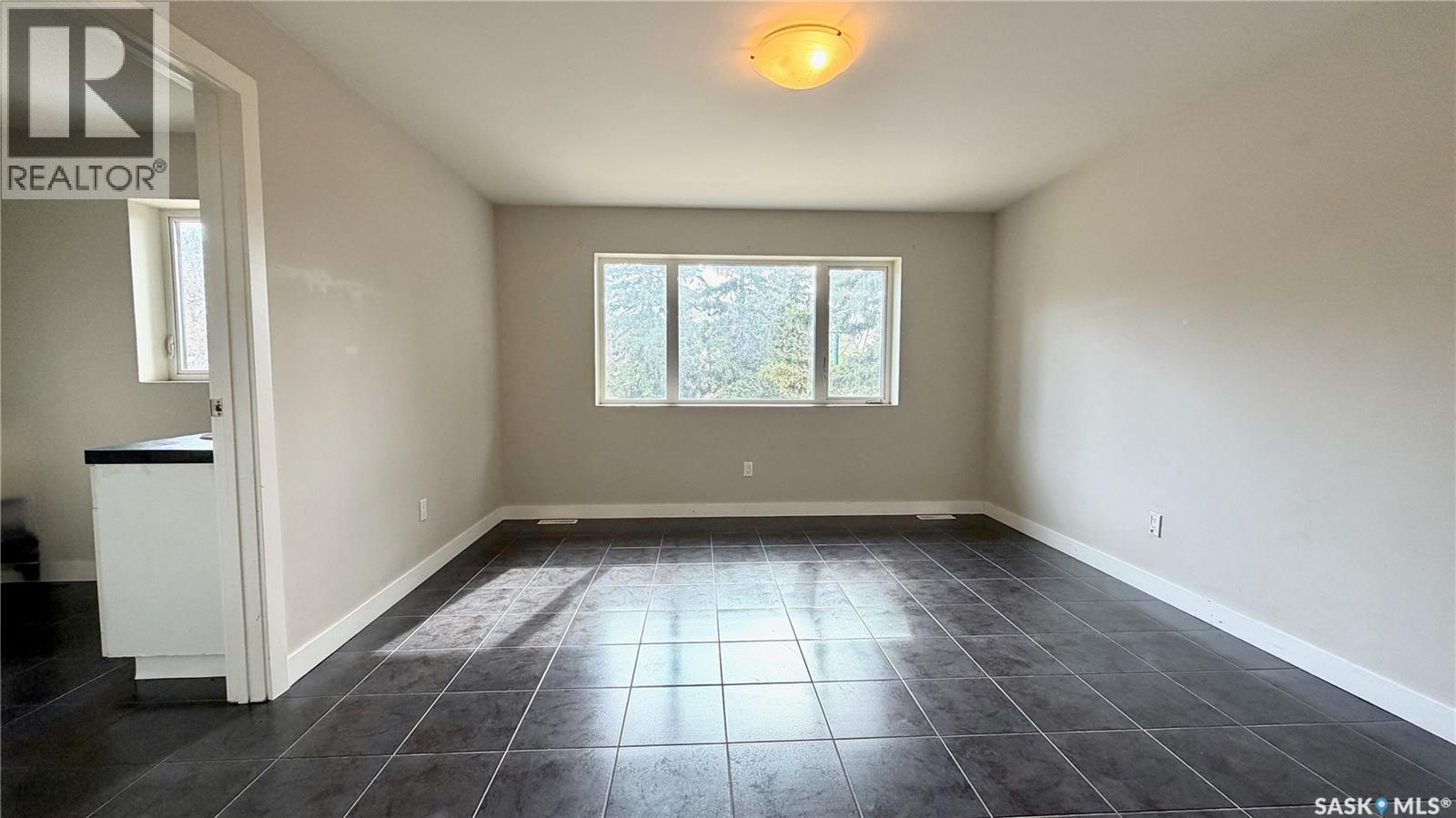 419 S Avenue S, Saskatoon, Saskatchewan  S7M 3A3 - Photo 17 - SK036551