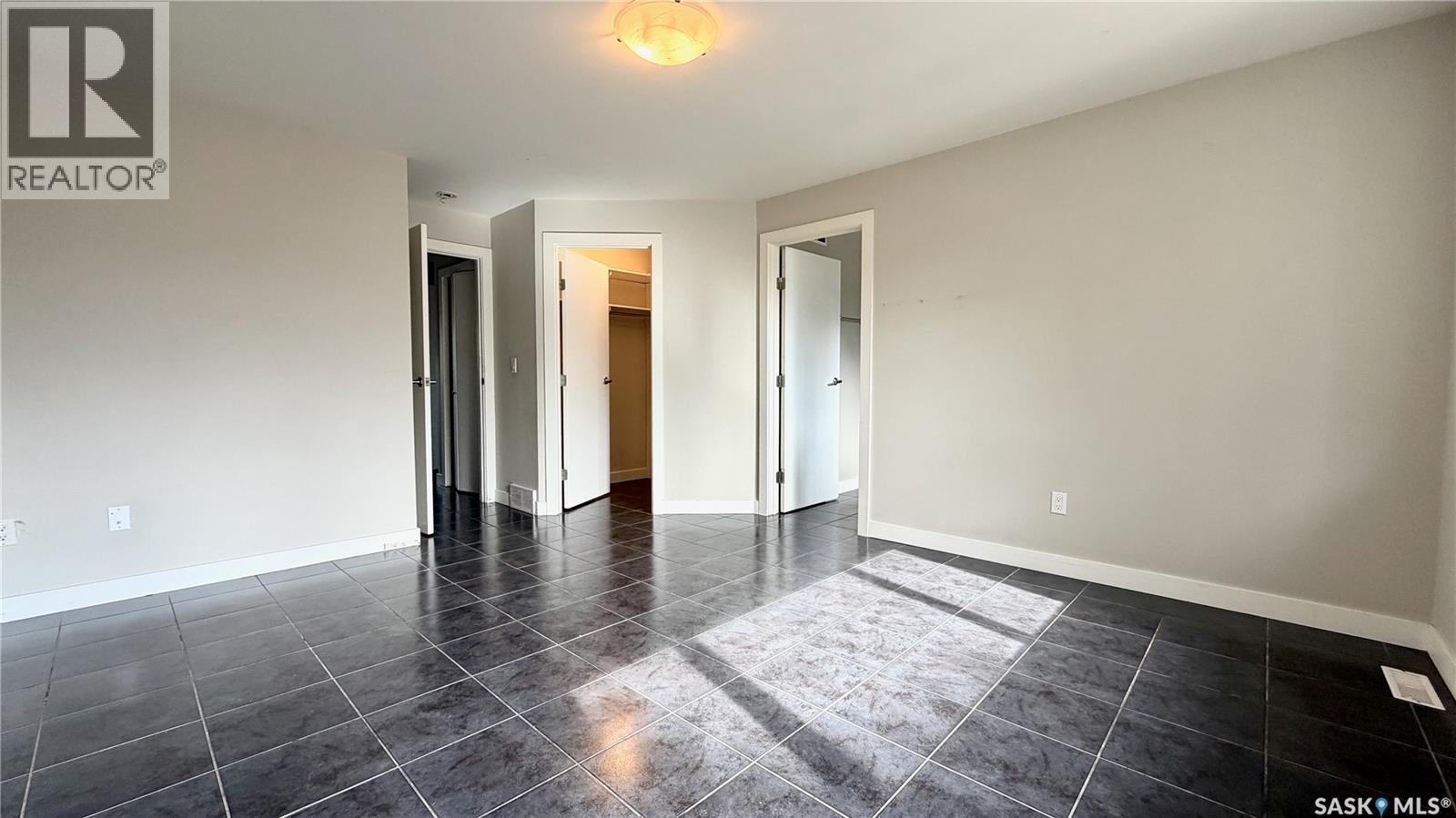 419 S Avenue S, Saskatoon, Saskatchewan  S7M 3A3 - Photo 20 - SK036551