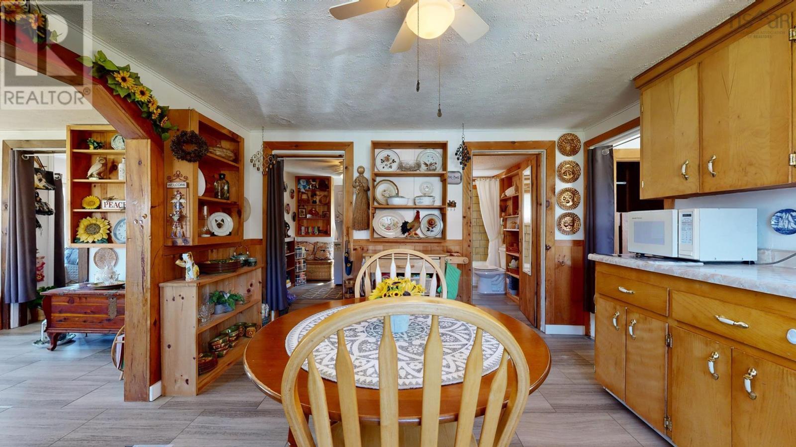 545 12 Highway, Chester Basin, Nova Scotia  B0J 1K0 - Photo 11 - 202611070