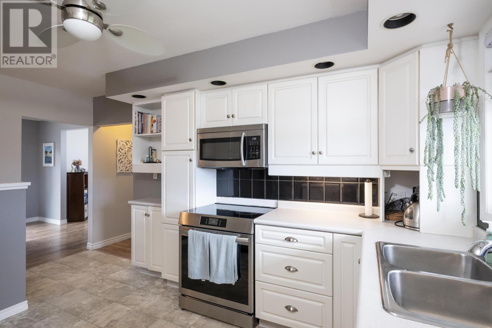 619 Cherrydale Place, Thunder Bay, Ontario  P7E 3L8 - Photo 11 - TB2601127