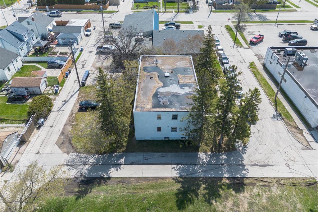 755 Luxton Place, Winnipeg, Manitoba  R2X 1N2 - Photo 43 - 202611380