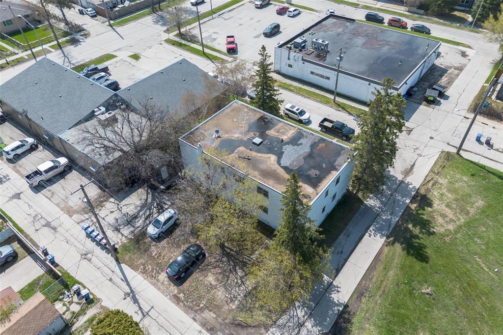 755 Luxton Place, Winnipeg, Manitoba  R2X 1N2 - Photo 45 - 202611380