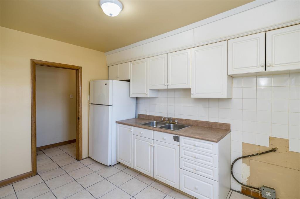 755 Luxton Place, Winnipeg, Manitoba  R2X 1N2 - Photo 6 - 202611380