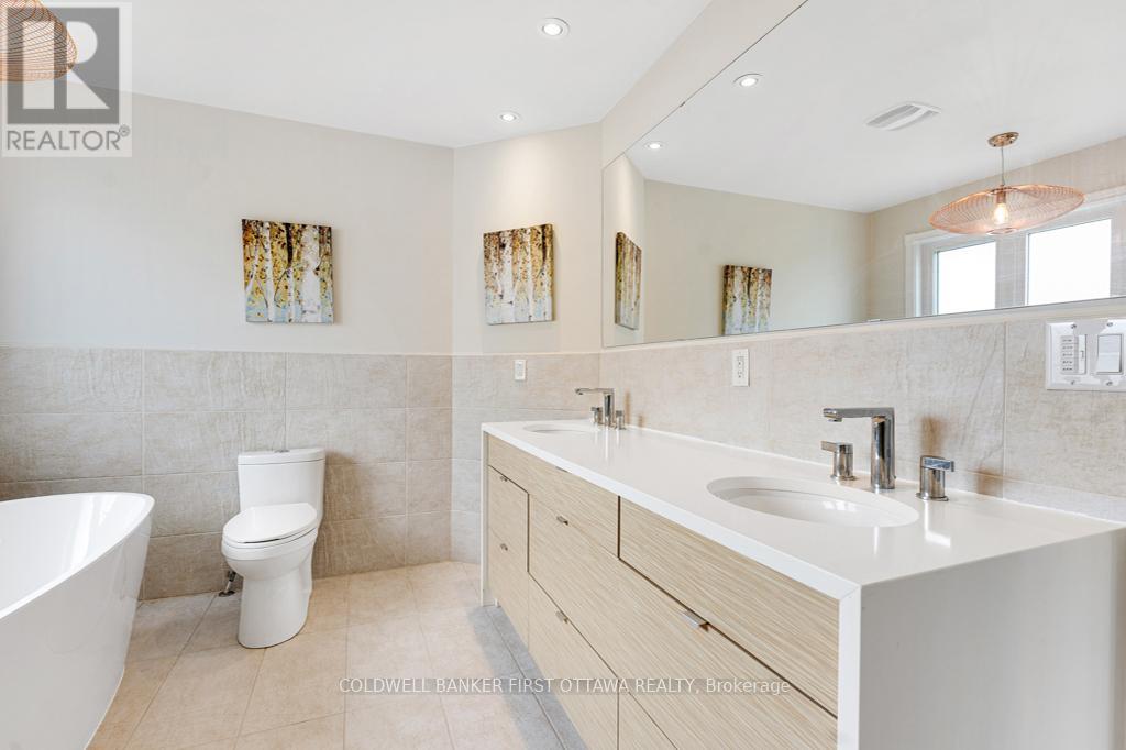 5525 Pettapiece Crescent, Ottawa, Ontario  K4M 1C6 - Photo 25 - X13159806