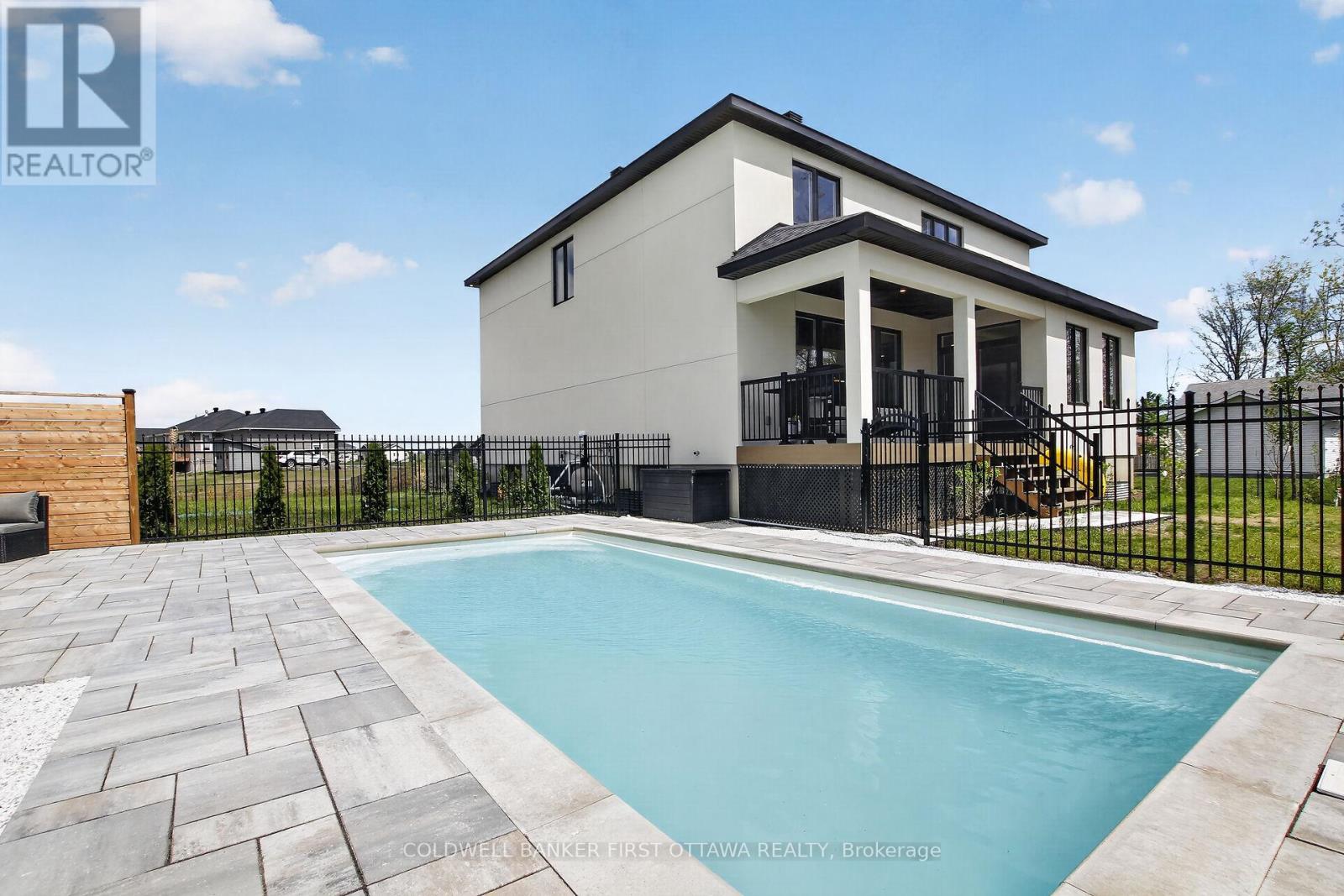 207 Owen Lucas Street, Mcnab/braeside, Ontario  K7S 3G8 - Photo 40 - X13159828