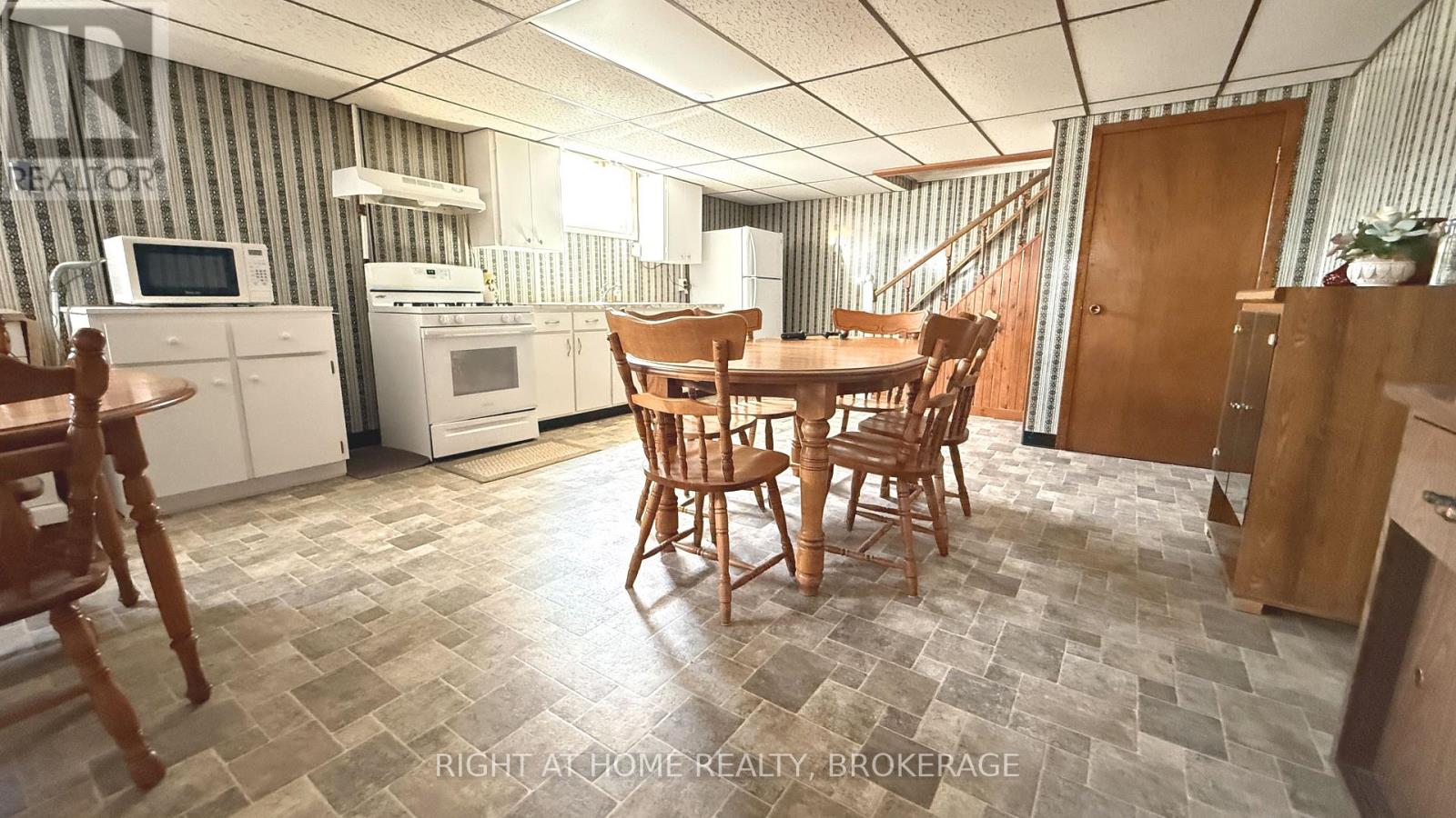 94 Wellington Street, Welland, Ontario  L3B 1B1 - Photo 14 - X13159818