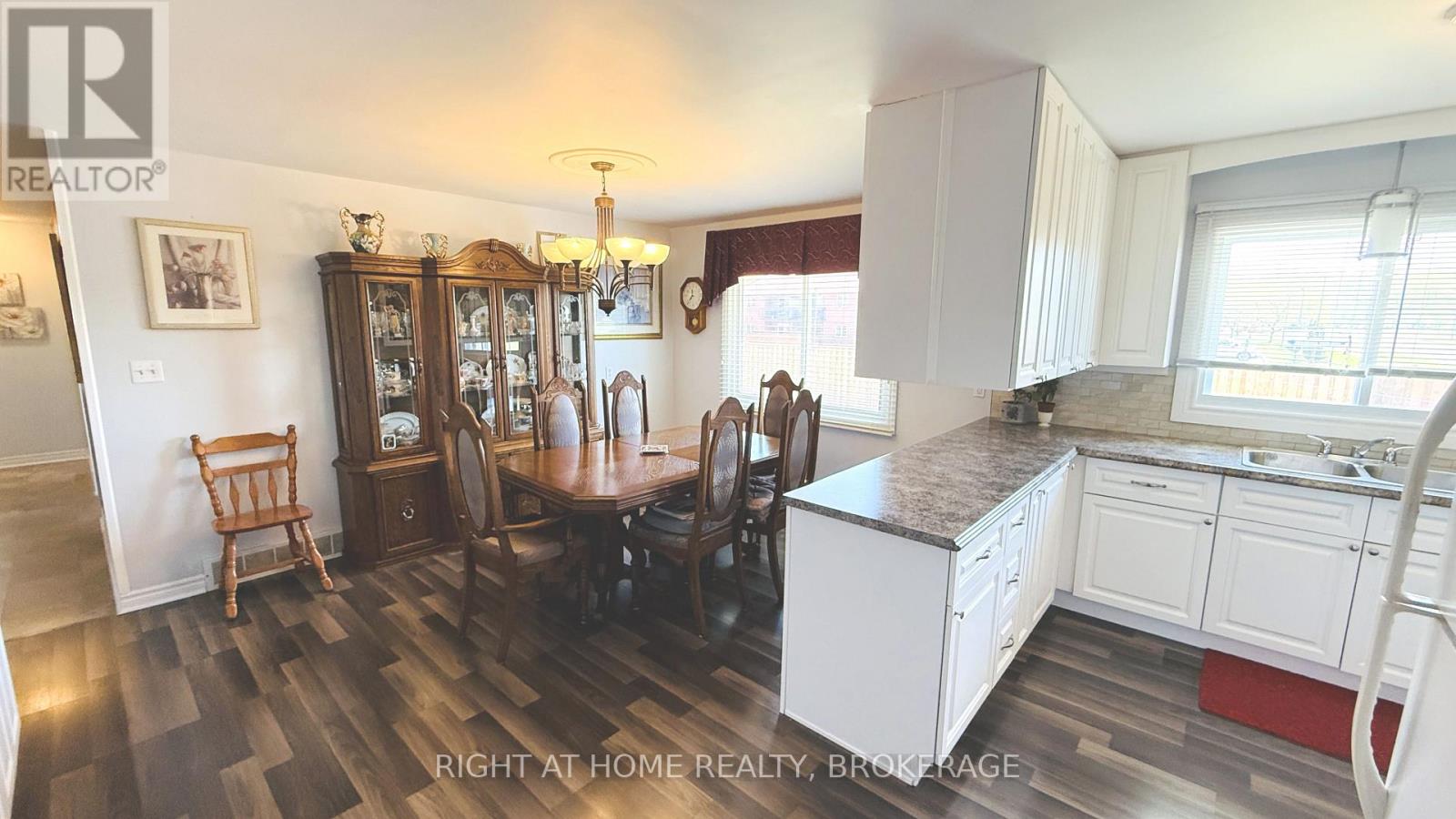 94 Wellington Street, Welland, Ontario  L3B 1B1 - Photo 5 - X13159818
