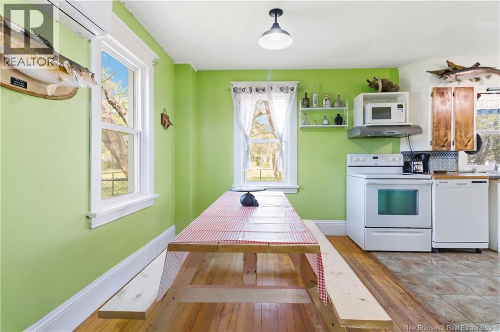 61 Smith, Salisbury, New Brunswick  E4J 2R9 - Photo 11 - NB140053