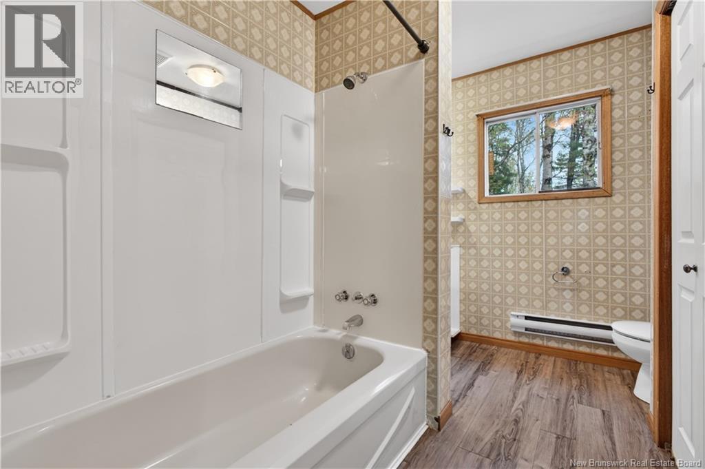 106 Mcneil Street, Renous, New Brunswick  E9E 2C4 - Photo 11 - NB137473