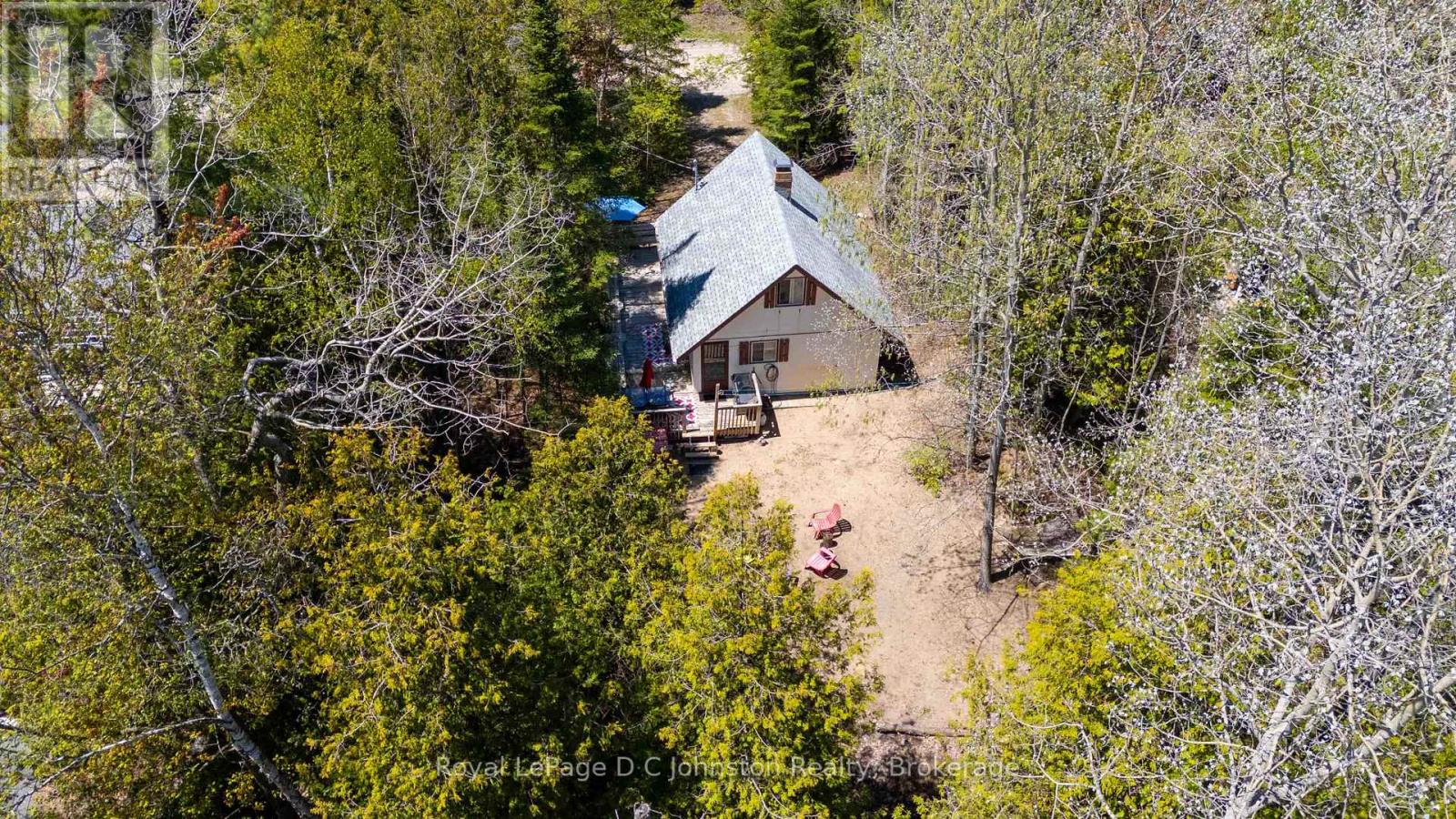 102 Thompson Avenue, Native Leased Lands, Ontario N0H 2G0 - Photo 4 - X13159804