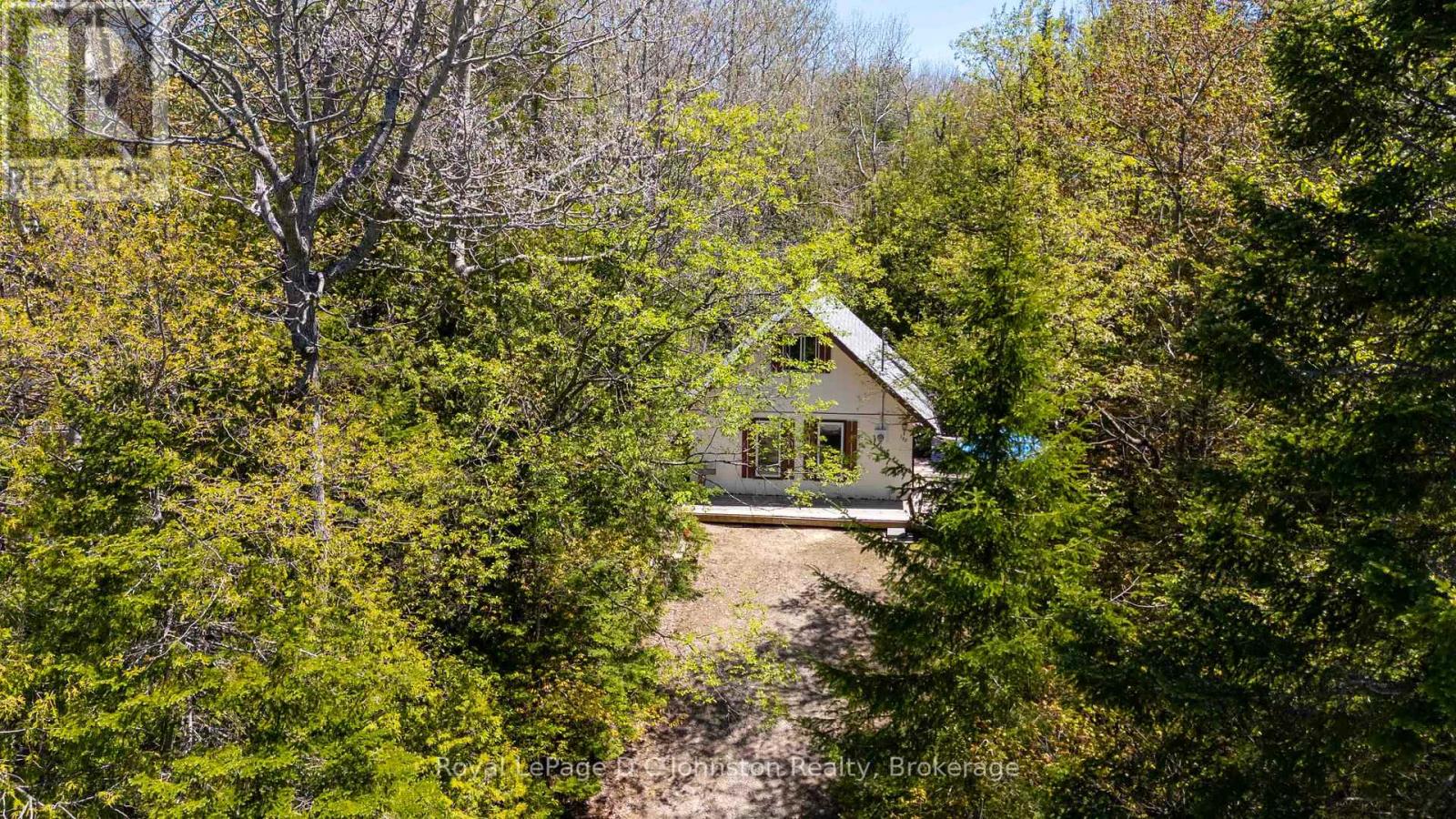 102 Thompson Avenue, Native Leased Lands, Ontario N0H 2G0 - Photo 7 - X13159804