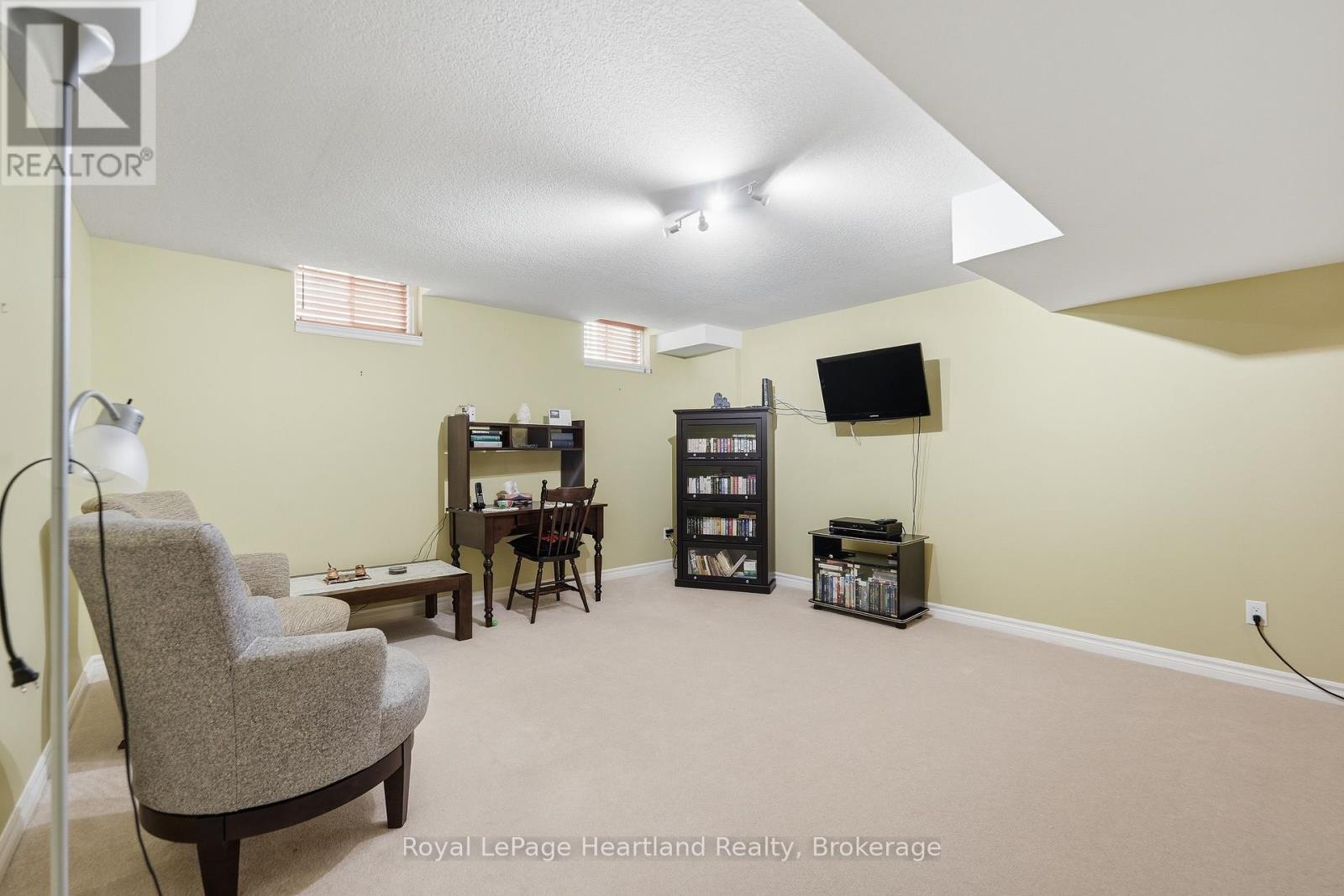 36 Stornoway Crescent, Huron East, Ontario  N0K 1W0 - Photo 23 - X13159816