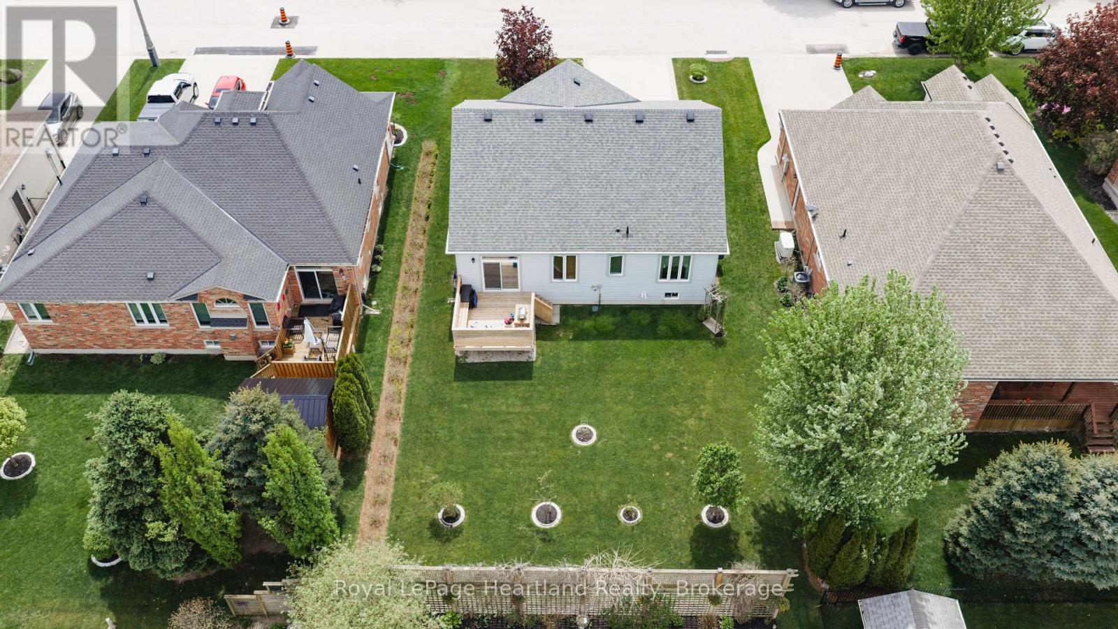 36 Stornoway Crescent, Huron East, Ontario  N0K 1W0 - Photo 32 - X13159816