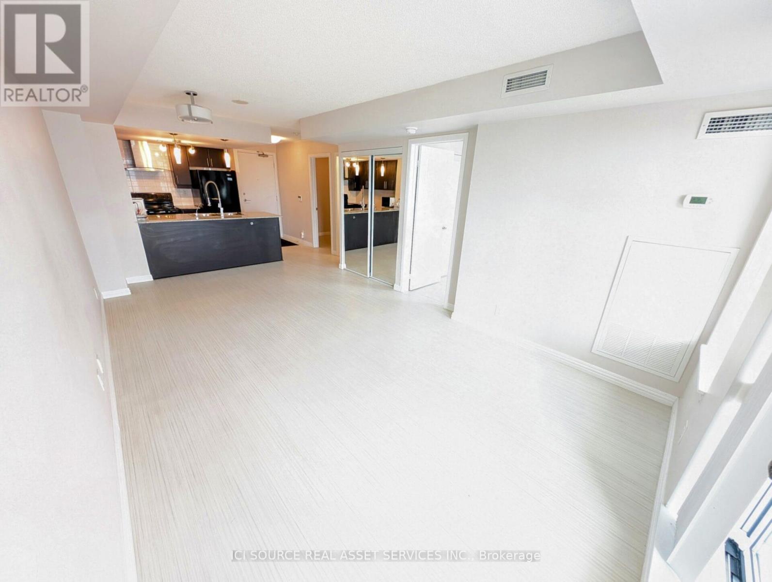 1803 - 190 Borough Drive, Toronto, Ontario  M1P 0B6 - Photo 6 - E13159790