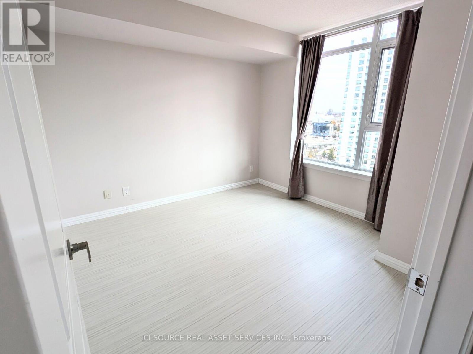 1803 - 190 Borough Drive, Toronto, Ontario  M1P 0B6 - Photo 8 - E13159790
