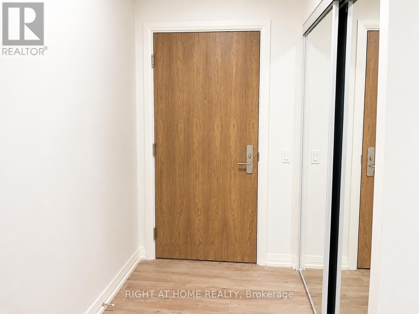 27 Korda Gate, Vaughan (Vellore Village), Ontario  L4K 0P6 - Photo 4 - N13159820