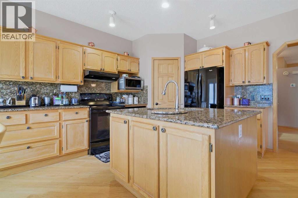 52 Edgebrook Rise NW, Calgary, Alberta  T3A 4Z9 - Photo 12 - A2313275