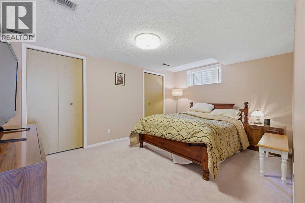 52 Edgebrook Rise NW, Calgary, Alberta  T3A 4Z9 - Photo 37 - A2313275