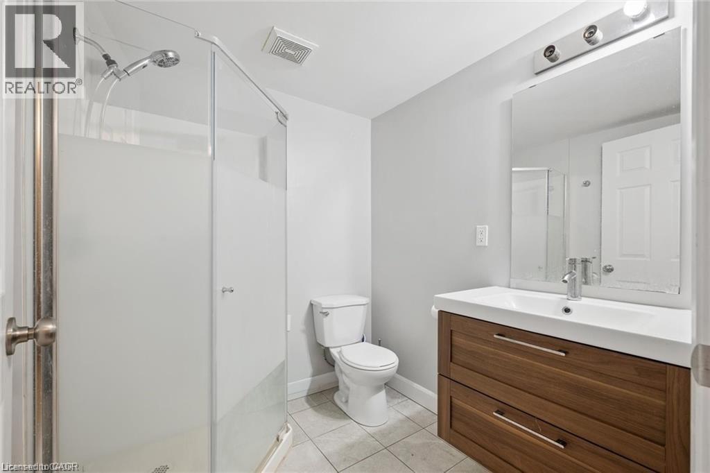 367 Victoria Street S Unit# Main Floor Bedroom, Kitchener, Ontario  N2M 3A4 - Photo 3 - 40832472