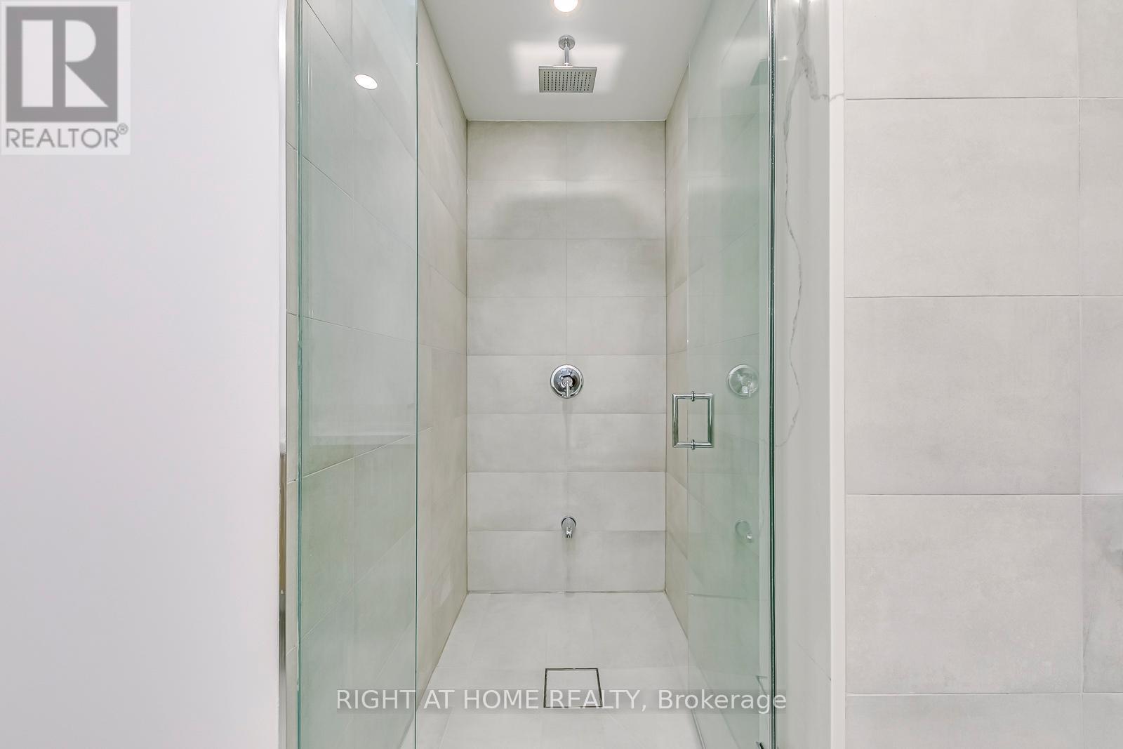 5 Enfield Avenue, Toronto, Ontario  M8W 1T6 - Photo 25 - W13159856