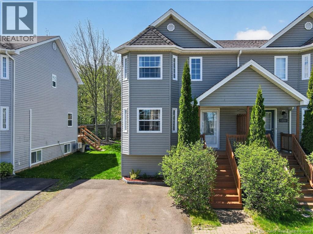 216 Glencairn Drive, Moncton, New Brunswick  E1G 5N8 - Photo 3 - NB139874