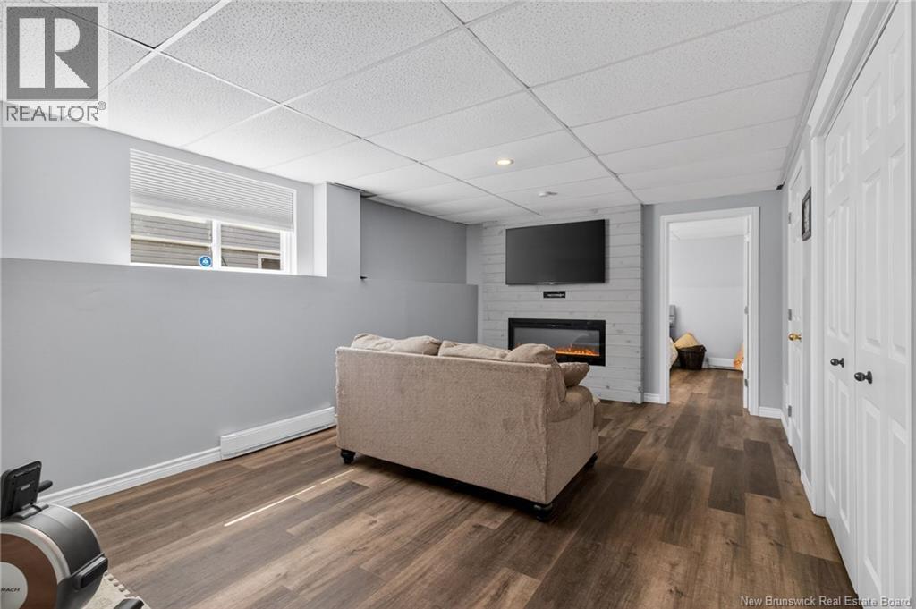216 Glencairn Drive, Moncton, New Brunswick  E1G 5N8 - Photo 37 - NB139874