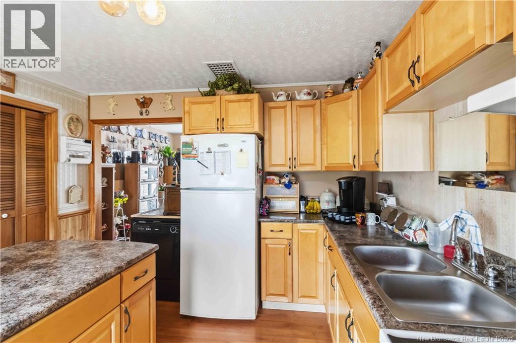 642 Maclaren Avenue, Fredericton, New Brunswick  E3A 3L2 - Photo 13 - NB139859