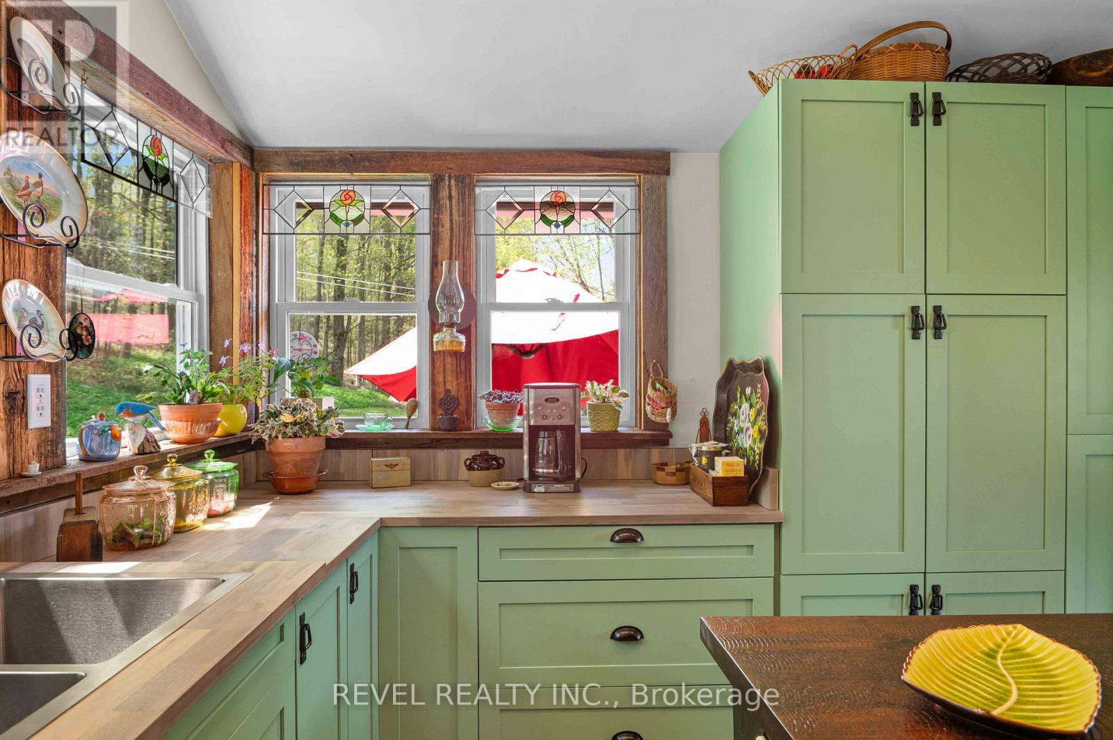 494456 Traverston Road, West Grey, Ontario  N0H 1H0 - Photo 17 - X13159796