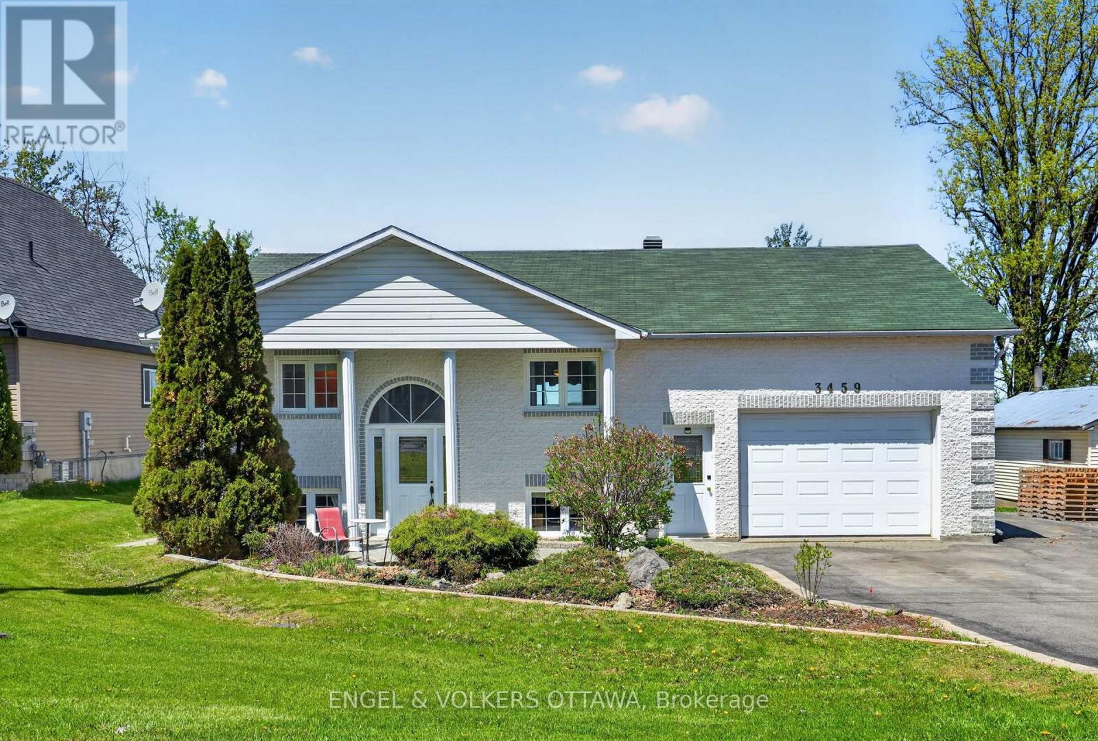 3459 Principale Street, Alfred And Plantagenet, Ontario  K0A 3K0 - Photo 1 - X13159884