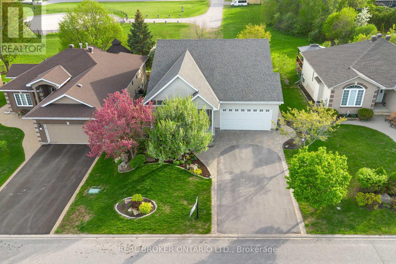 48 Harold Street, Mississippi Mills, Ontario  K0A 1A0 - Photo 2 - X13159916