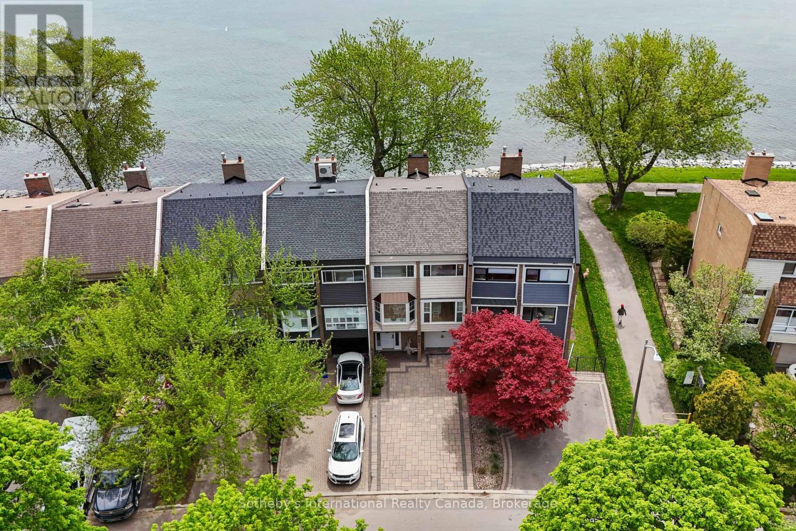 2066 WATER'S EDGE DRIVE, Oakville, Ontario