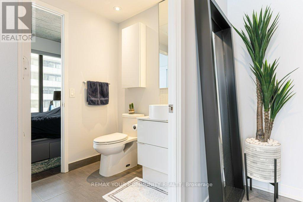 1312 - 185 Roehampton Avenue, Toronto, Ontario  M4P 1R4 - Photo 16 - C13159906