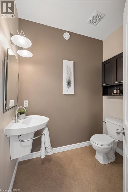 697 Breakwater Crescent, Waterloo, Ontario  N2K 4H8 - Photo 11 - 40831105