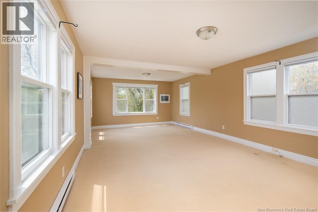 332 Saunders Street, Fredericton, New Brunswick  E3B 1N8 - Photo 39 - NB139867