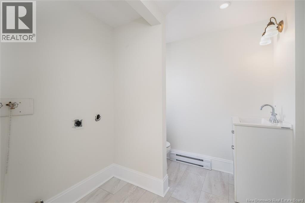 332 Saunders Street, Fredericton, New Brunswick  E3B 1N8 - Photo 19 - NB139867