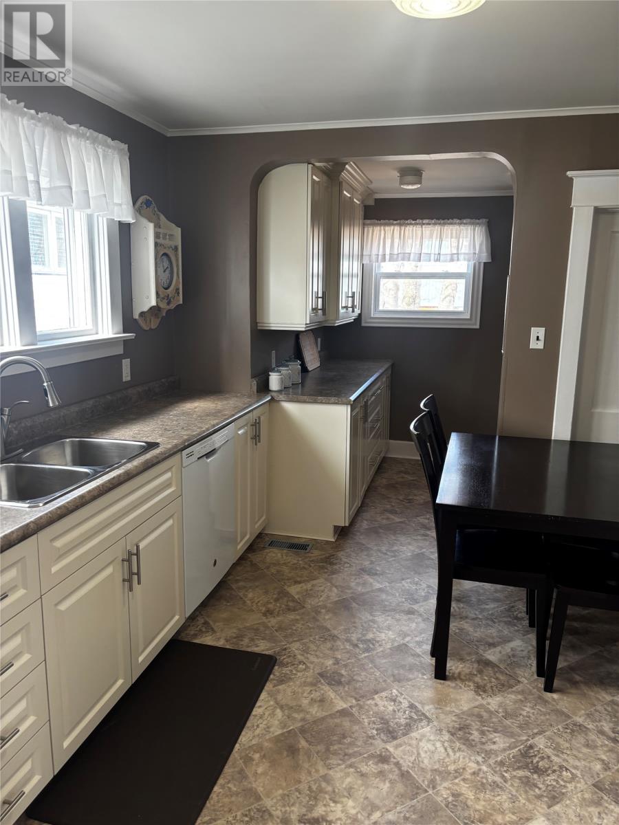 102 Campbell Avenue, St. John's, Newfoundland & Labrador  A1E 2Z6 - Photo 5 - 1297911