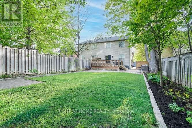 17 Machell Avenue N, Aurora, Ontario  L4G 2R6 - Photo 22 - N13159880