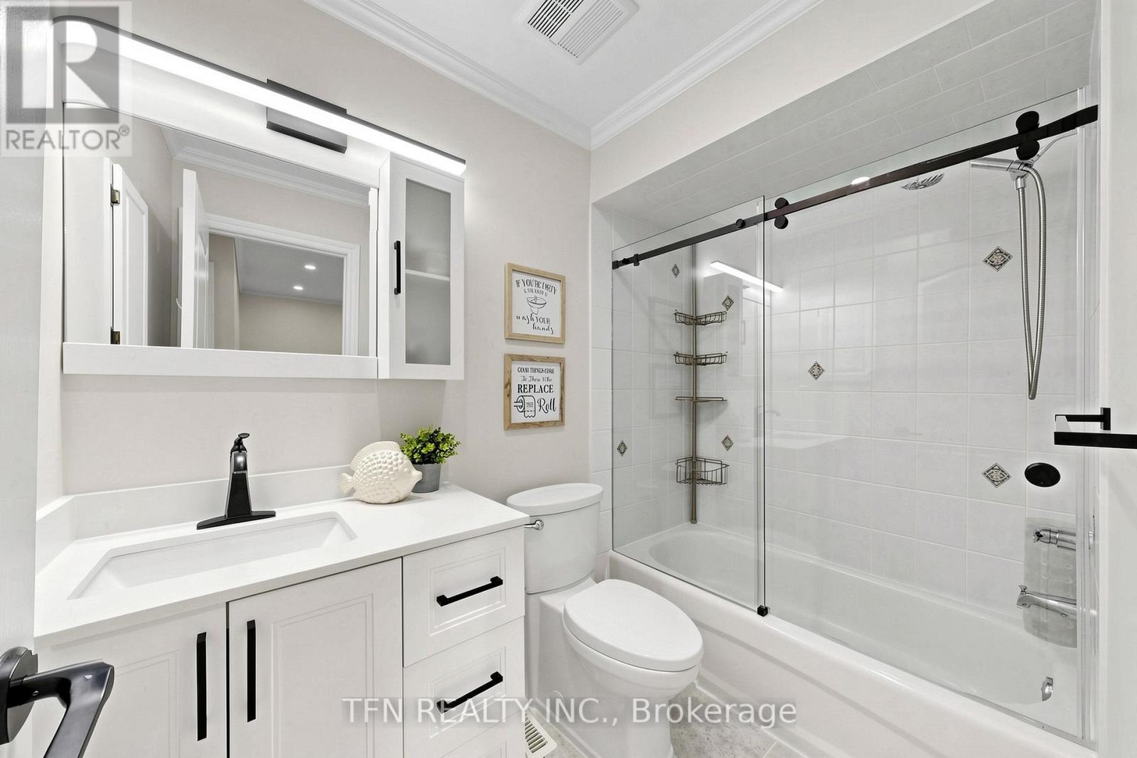 8 Lander Crescent, Vaughan, Ontario  L4J 8R3 - Photo 29 - N13159912