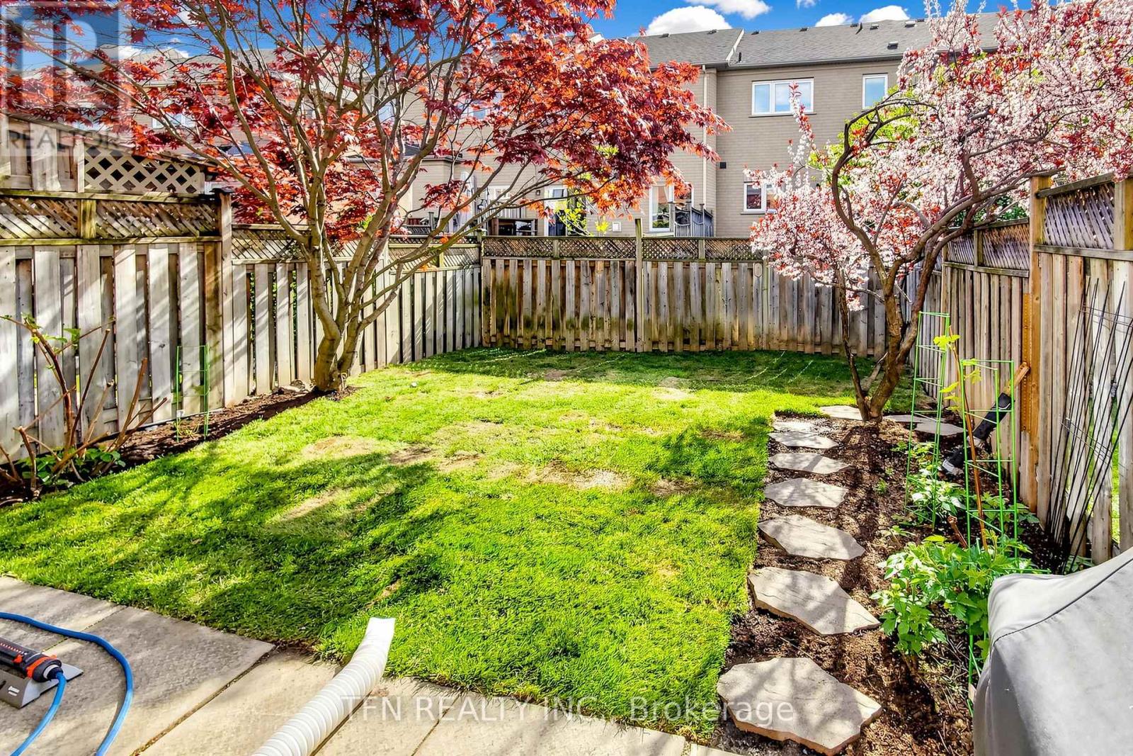 8 Lander Crescent, Vaughan, Ontario  L4J 8R3 - Photo 36 - N13159912