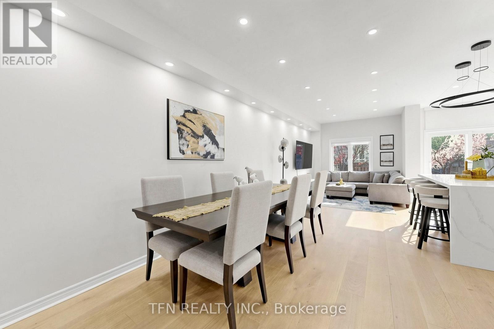 8 Lander Crescent, Vaughan, Ontario  L4J 8R3 - Photo 7 - N13159912