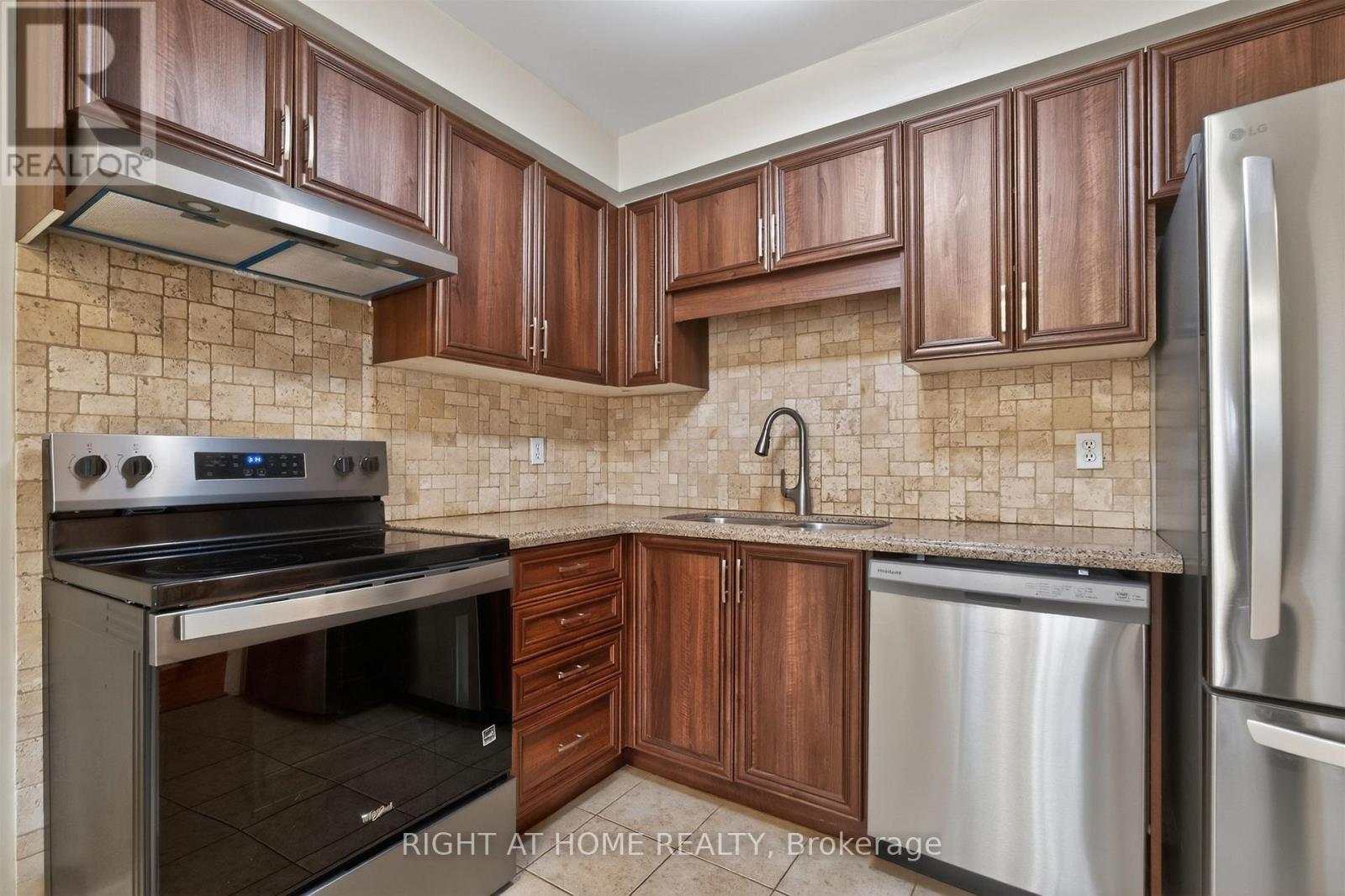 1181 Westview Terrace, Oakville, Ontario  L6M 3N2 - Photo 13 - W13159872