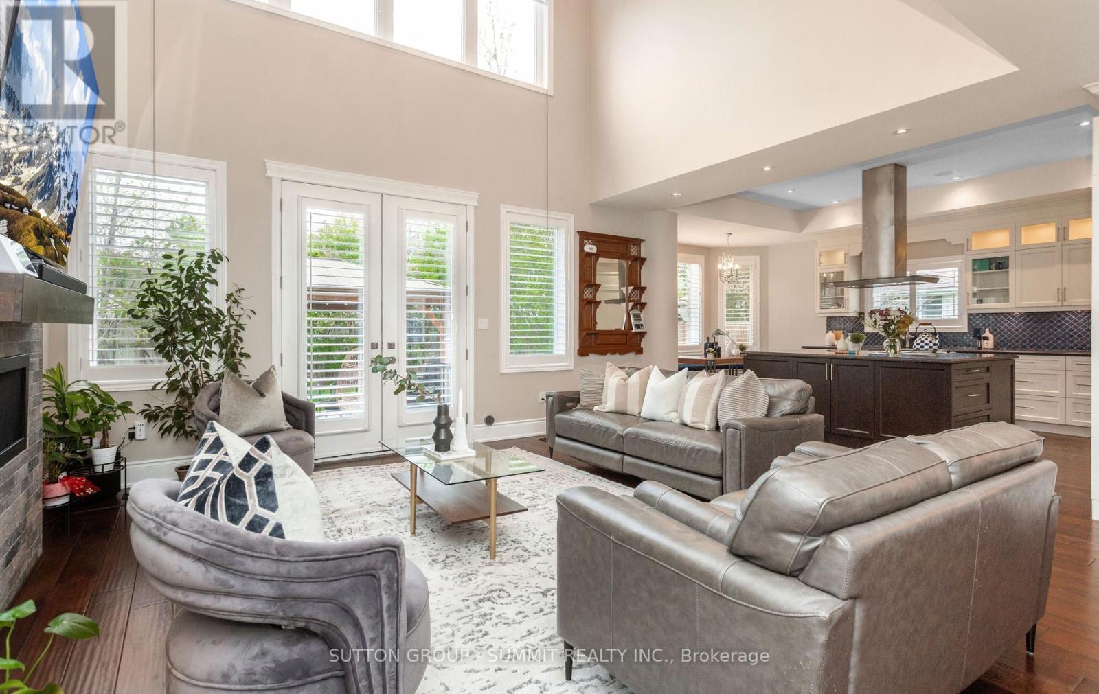 121 Ringwood Road, Oakville, Ontario  L6H 1K3 - Photo 12 - W13159930