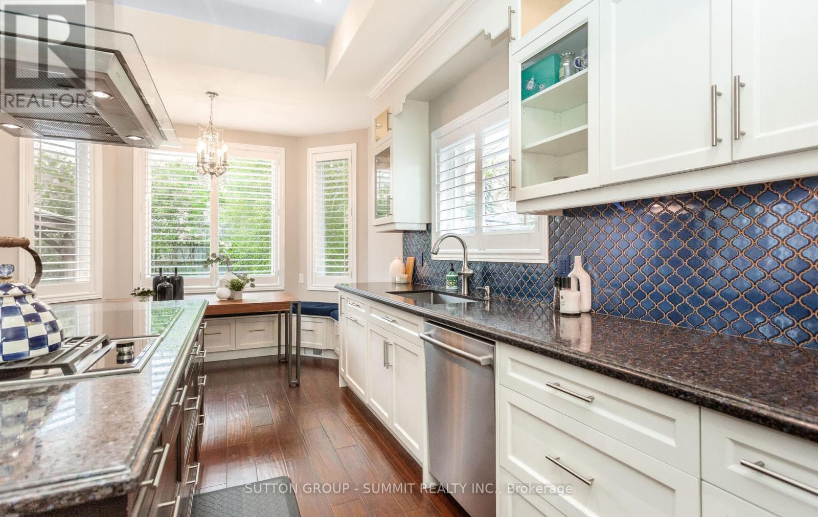 121 Ringwood Road, Oakville, Ontario  L6H 1K3 - Photo 16 - W13159930
