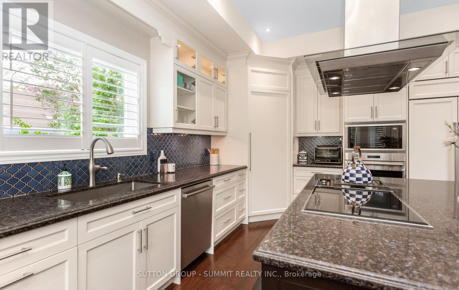 121 Ringwood Road, Oakville, Ontario  L6H 1K3 - Photo 19 - W13159930