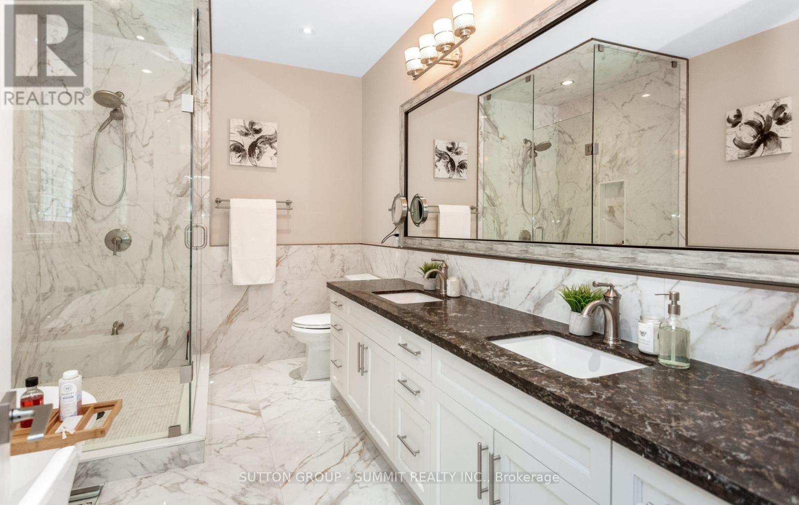 121 Ringwood Road, Oakville, Ontario  L6H 1K3 - Photo 27 - W13159930
